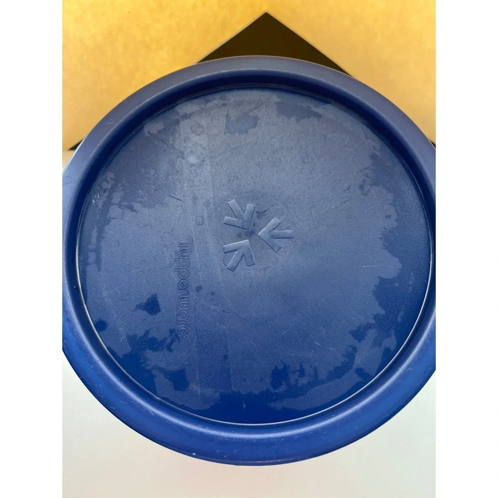 Tupperware Round Storage Container White Navy Blue Lid 2703A-1